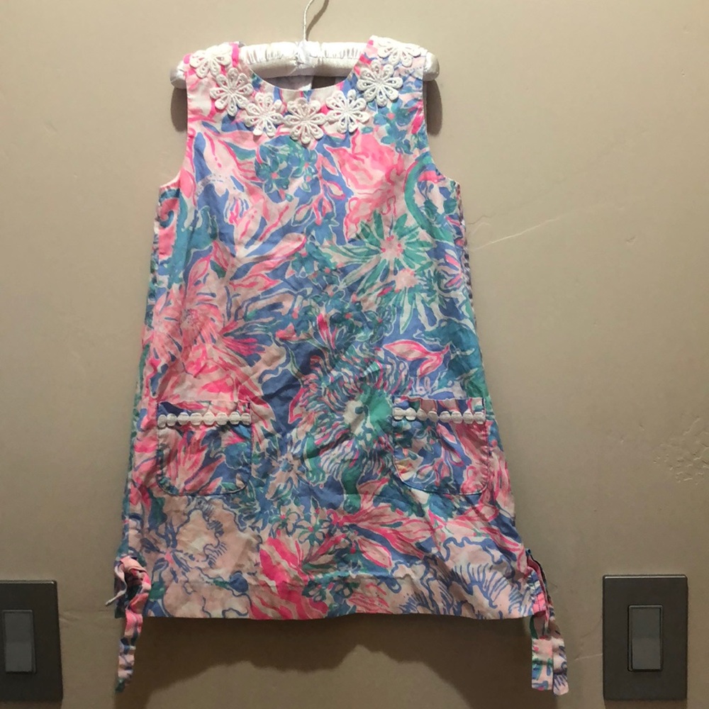 Lilly Pulitzer, girls 5 dress. Small stain
